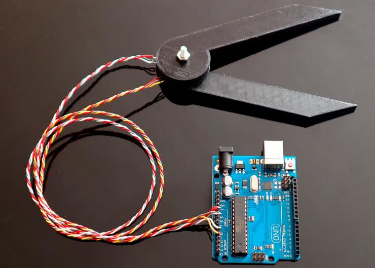 Cyfrowy miernik kąta z magnesami neodymowymi na Arduino