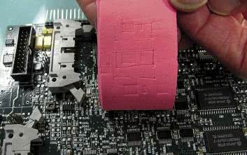 Elastyczne radiatory oraz "plastelina" termoprzewodząca