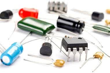 Nowe umowy na rynku dystrybucji podzespołów