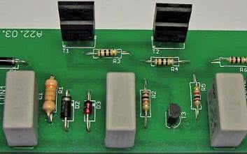 Stabilizator napięcia do układów lampowych