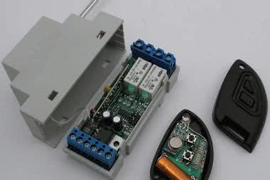 Zdalny włącznik dwukanałowy