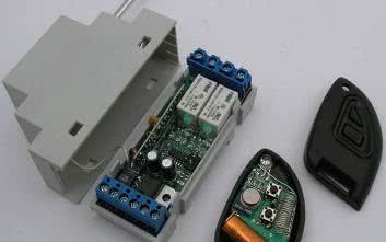 Zdalny włącznik dwukanałowy