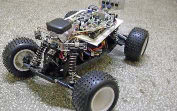 Knight Rider. Układ sterowania robota mobilnego z wykorzystaniem GPS i kompasu