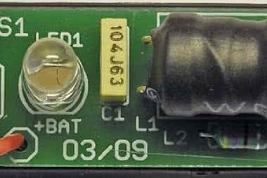 Miniaturowa latarka LED