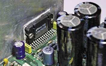 Scalone wzmacniacze akustyczne mocy