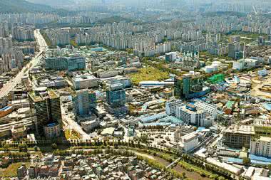 Samsung chce inwestować kolejne 9 mld dolarów w nową fabrykę układów w Pyeongtaek