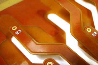 Giętkie obwody drukowane w ofercie Elhurtu