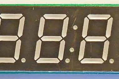 Miniaturowy licznik czasu pracy