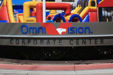 Udziałowcy OmniVision zatwierdzili sprzedaż firmy Chińczykom za 1,9 mld dol.