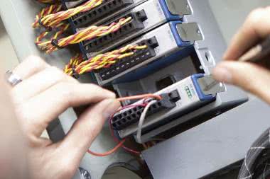 Seminaria NI - Przemysłowe systemy pomiarowe oraz zarządzanie danymi