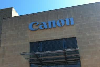 Canon przejmuje oddział elektroniki medycznej Toshiby za 6 mld dol.