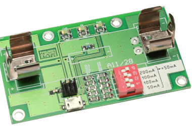 Miniaturowa ładowarka akumulatorów Li-Po typu 18650