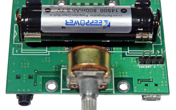 Miniaturowy wzmacniacz mocy 2×1 W/8 Ohm