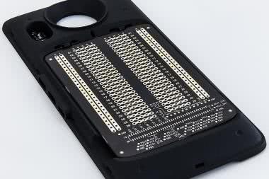 element14 i Motorola podpisały ekskluzywną umowę na produkcję i dystrybucję nowych zestawów Moto Mods Development Kit