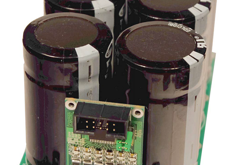 Power Bank 14,4 V. Nowoczesny moduł zasilania bezprzerwowego z superkondensatorami