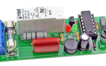 Włącznik opóźniający 230 V AC