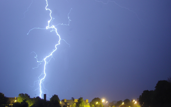 Zaburzenia elektromagnetyczne zagrożeniem prawidłowej pracy urządzeń elektronicznych