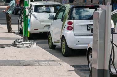 Najwięcej elektrycznych samochodów jeździ we Francji