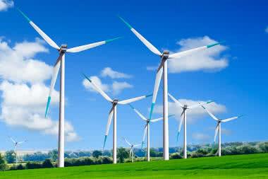 Hamuje przyrost mocy odnawialnych źródeł energii