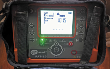 PAT-10. Tester bezpieczeństwa elektrycznego urządzeń