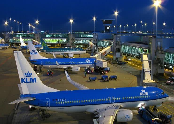 Holenderskie lotniska przechodzą na zasilanie wyłącznie czystą energią