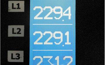 3-fazowy woltomierz TRMS