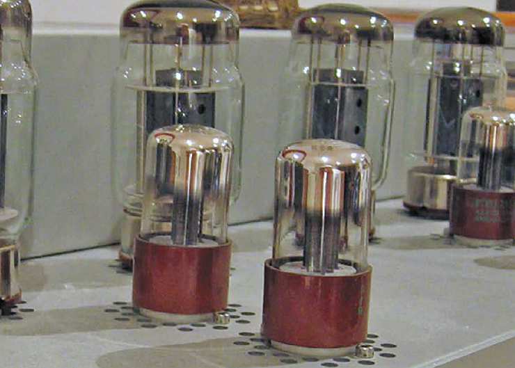 Lampy 6SN7 i ECC99 w stopniu sterującym wzmacniacza