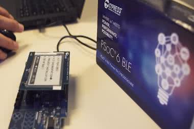 Zestaw Cypress PSoC 6 BLE Pioneer Kit do prototypowania wydajnych, energooszczędnych, bezpiecznych projektów IoT nowej generacji! 