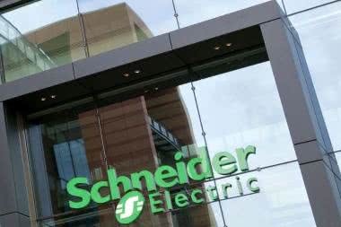Schneider uruchamia program stażowy EcoStruxure Academy
