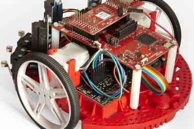 Niedrogi zestaw robotyczny przygotowuje przyszłych inżynierów do projektowania na poziomie systemów