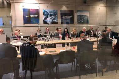 10 miliardów zł na nisko- i zeroemisyjny transport publiczny