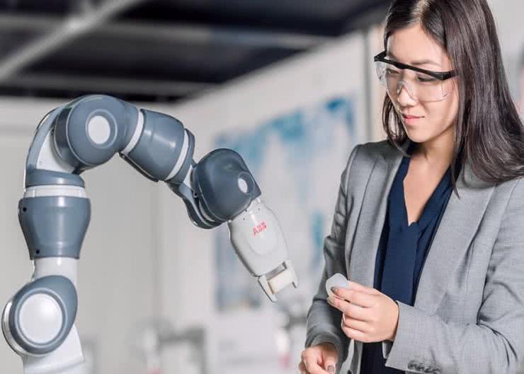 W nowej fabryce ABB w Chinach roboty wyprodukują roboty