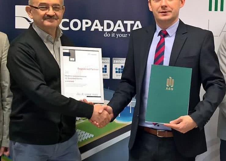 Krakowska Akademia Górniczo-Hutnicza i firma COPA-DATA podpisały umowę o partnerstwie