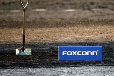 Foxconn rozważa budowę własnej fabryki chipów