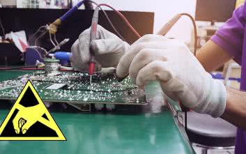 Ochrona podzespołów elektronicznych i maszyn przed wyładowaniami elektrostatycznymi