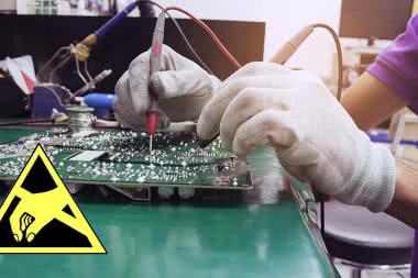 Ochrona podzespołów elektronicznych i maszyn przed wyładowaniami elektrostatycznymi