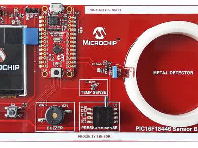 PIC16F18446 Sensor board