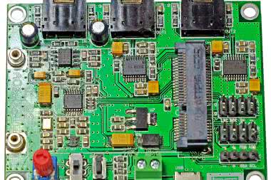 ADAU1466_SOM_MB - miniaturowy moduł DSP (2). Płytka bazowa