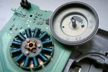 Silniki BLDC (2). Określanie położenia wirnika