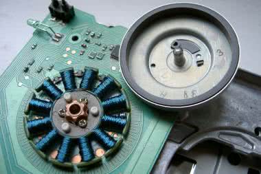 Silniki BLDC (2). Określanie położenia wirnika