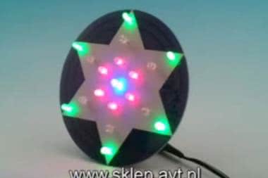 AVT2020 - MIGAJĄCA GWIAZDKA NA CHOINKĘ