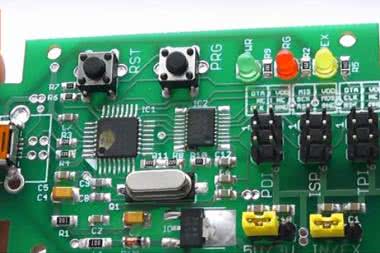 AVT5388 - PROGRAMATOR AVR KOMPATYBILNY Z AVR-ISP MKII