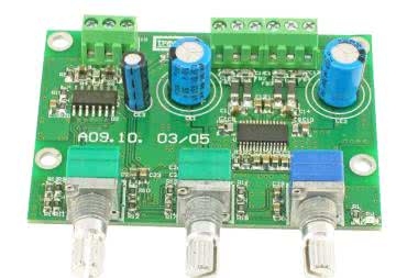 Uniwersalny, stereofoniczny wzmacniacz mocy 2×10 W/8 Ohm z regulacją barwy dźwięku, AVT1982
