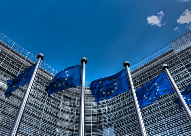 Unia Europejska przeznaczy 3,2 mld euro na badania i rozwój akumulatorów