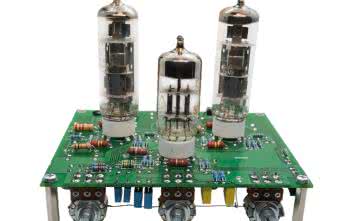 Wzmacniacz lampowy z regulacją barwy dźwięku