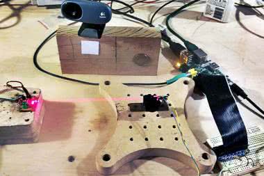 Laserowy system zabezpieczeń na Raspberry Pi
