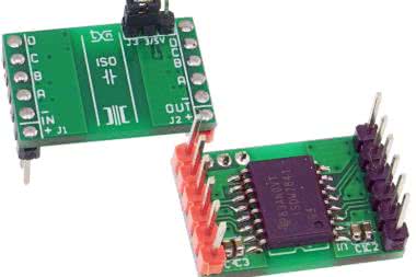 Czterokanałowy uniwersalny izolator sygnałów cyfrowych