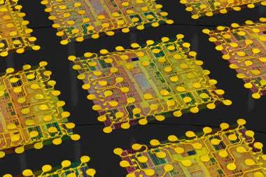 Technologia pakowania fan-out coraz częściej stosowana w 5G i HPC