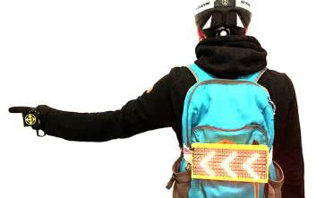 Inteligentna rękawiczka dla rowerzystów