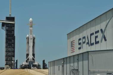 SpaceX pozyskał prawie 2 mld dolarów w rundzie finansowej